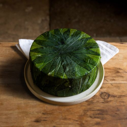 Cornish Wild Garlic Yarg Baby Round 900g